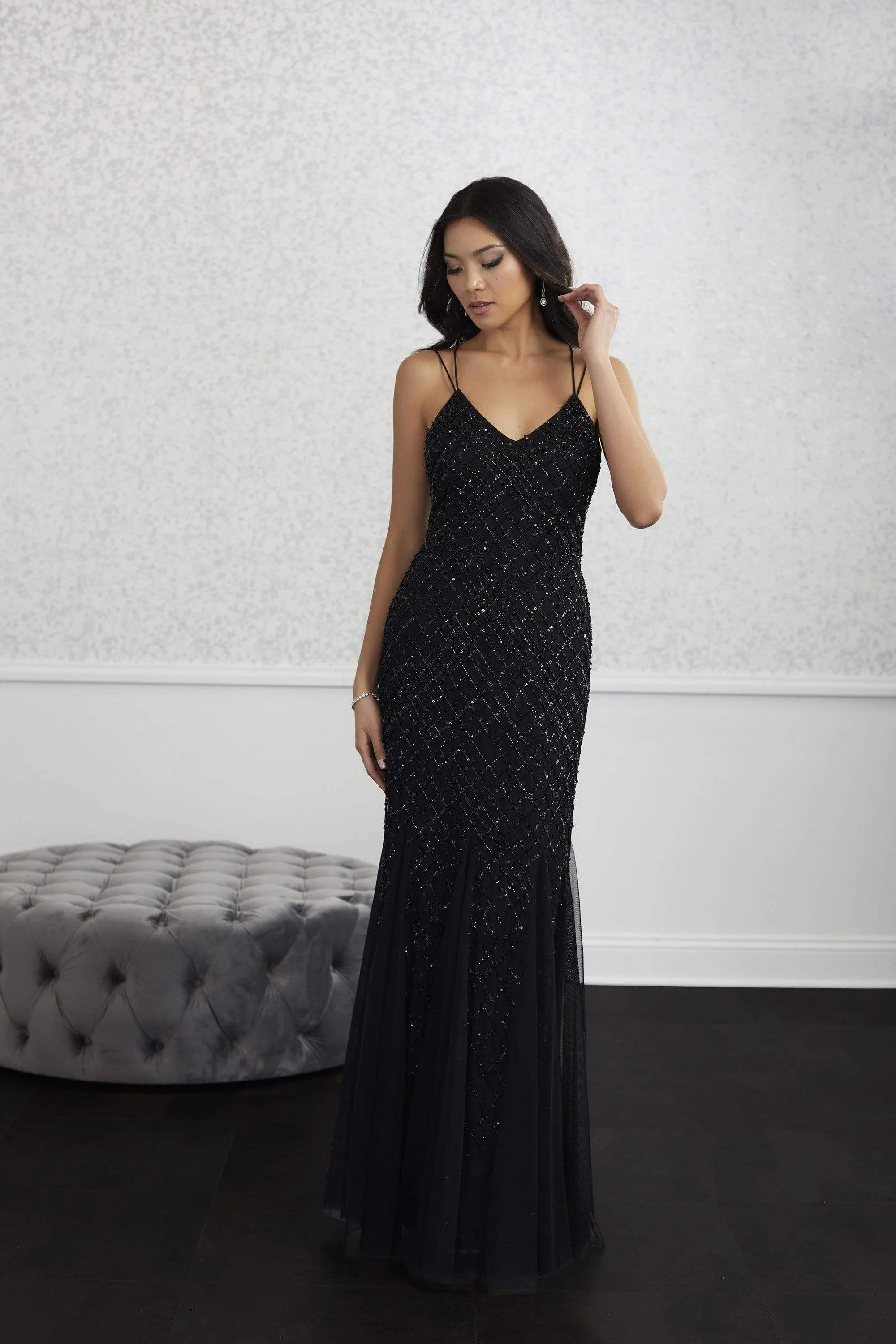Adrianna Papell Platinum - 40225 Crosshatch Bead Pattern Trumpet Gown