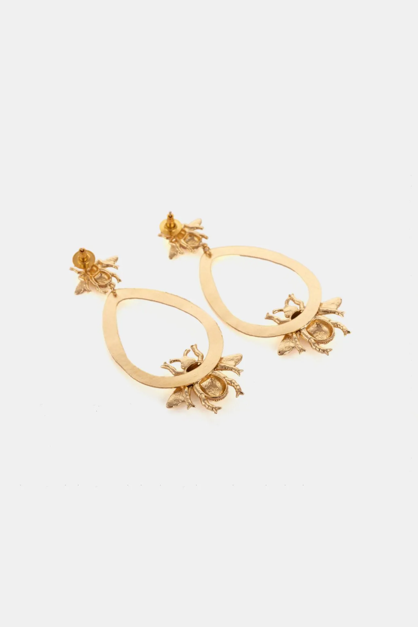Queen Bee Shape Golden Earring