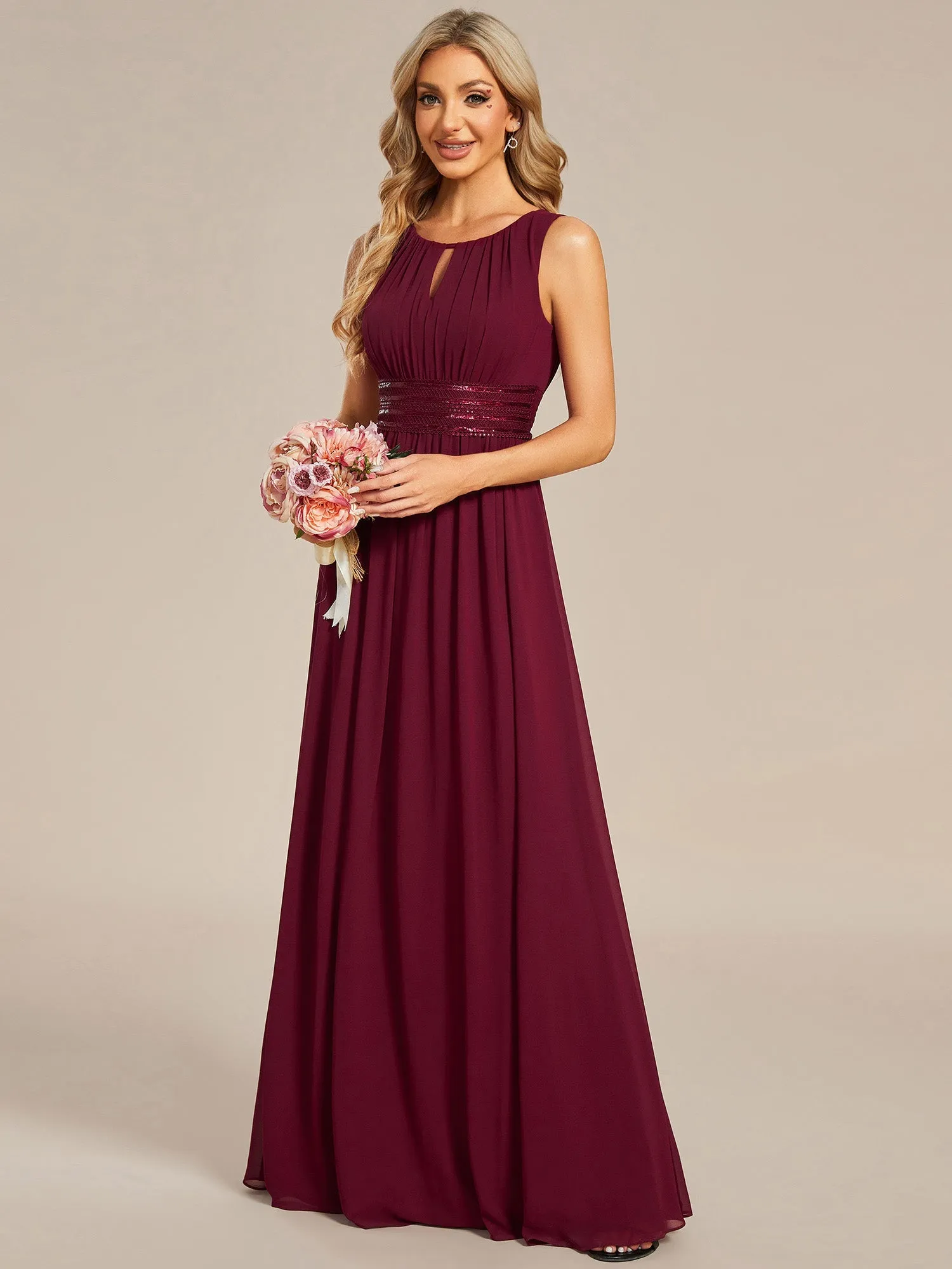 Robe De Demoiselle D'honneur Trapèze Simple Sans Manches En Mousseline Avec Détails Ajourés