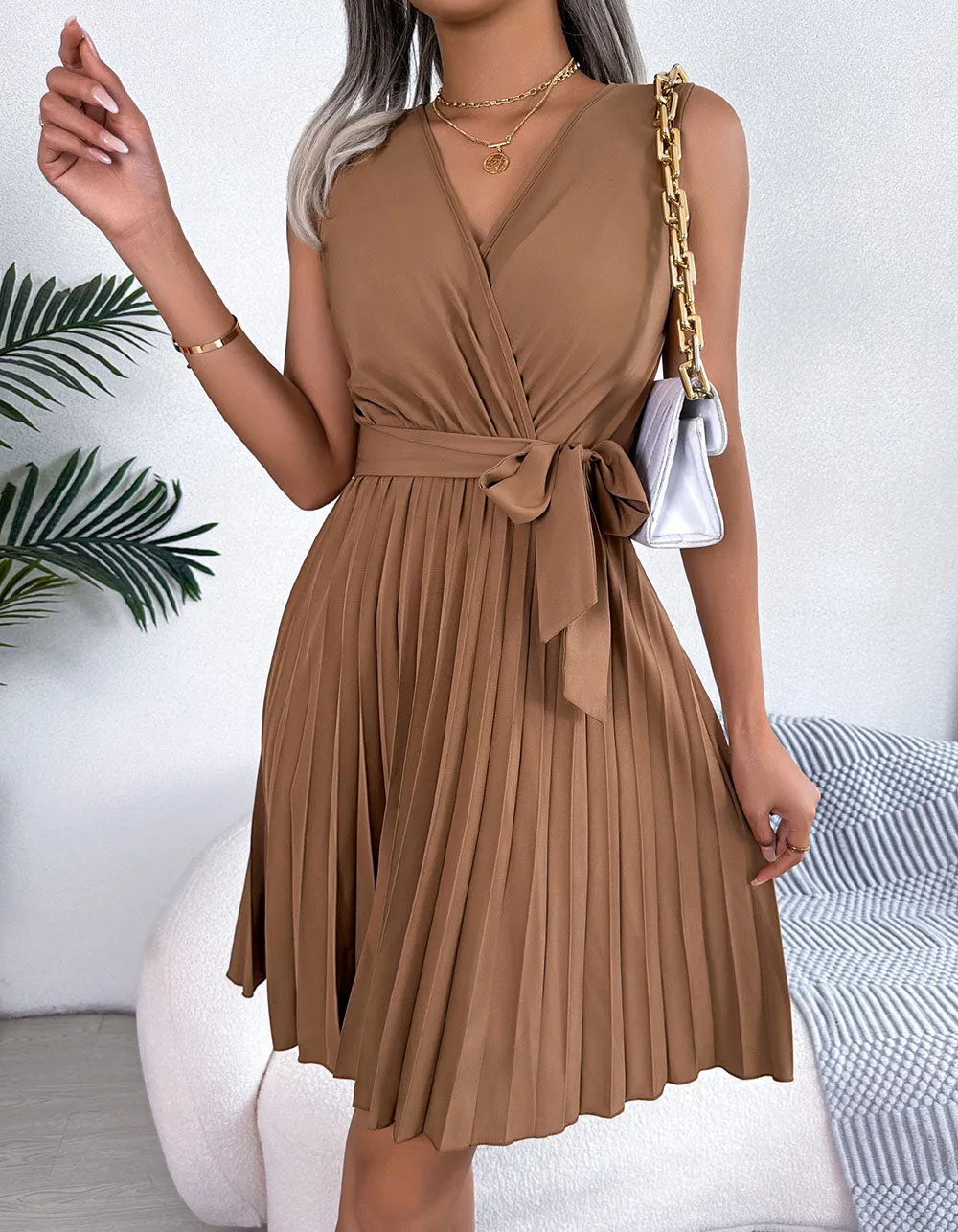 Solid-color V Neck Sleeveless Pleated Short A-Line Dresses